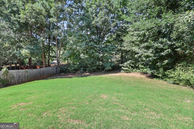35 Bedford Park Drive, Newnan, GA 30263