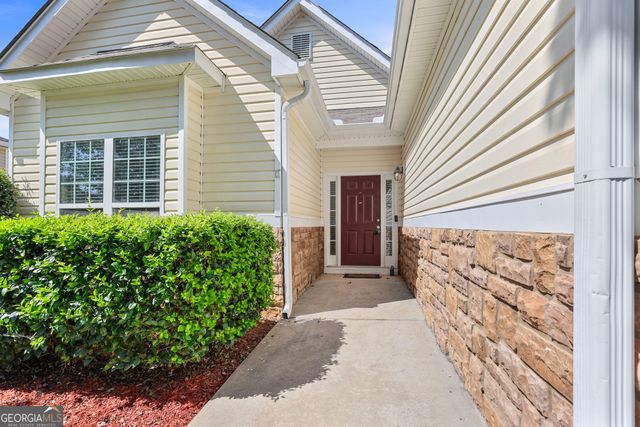 35 Bedford Park Drive, Newnan, GA 30263