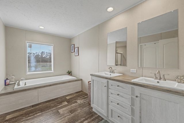 964 Tiger Loop, Saint Stephen, SC 29479