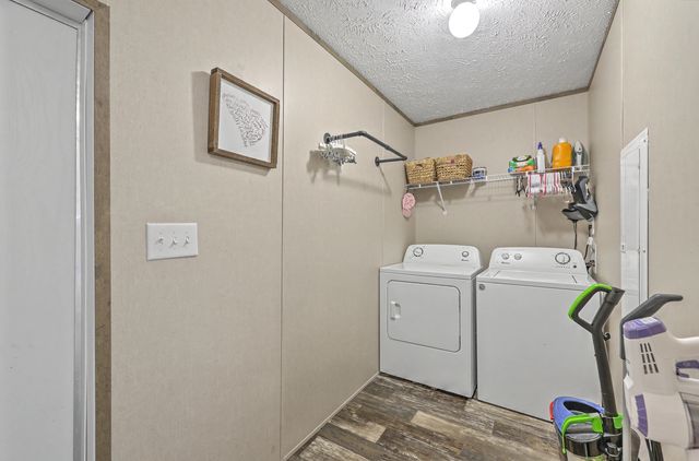 964 Tiger Loop, Saint Stephen, SC 29479