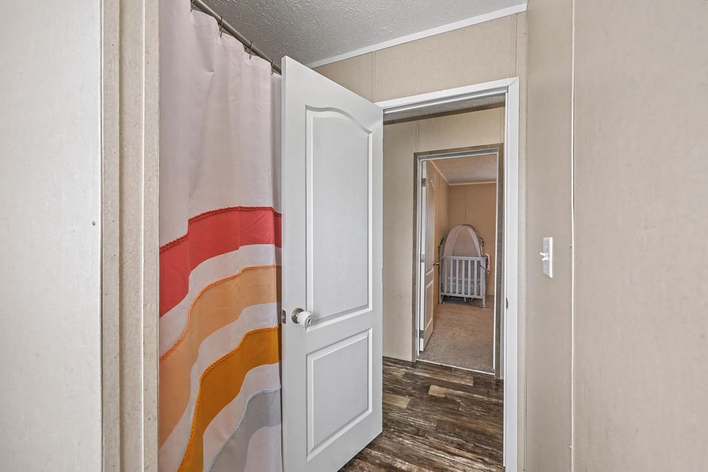 Image 31 of property listing at 964 Tiger Loop, Saint Stephen, SC 29479