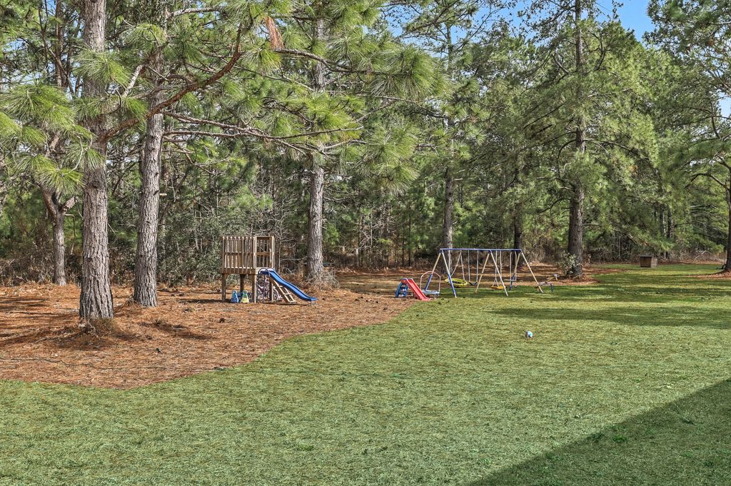 Image 37 of property listing at 964 Tiger Loop, Saint Stephen, SC 29479