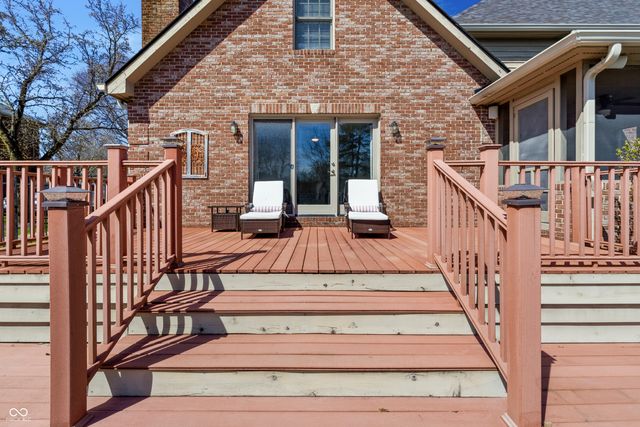 6031 Turtle Bay Parkway, Columbus, IN 47201