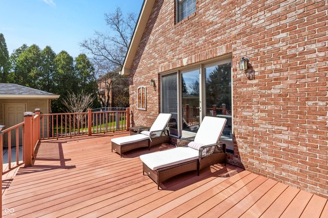 6031 Turtle Bay Parkway, Columbus, IN 47201