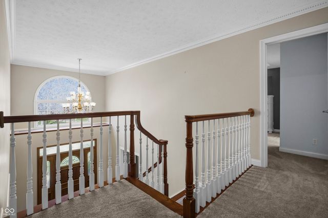 6031 Turtle Bay Parkway, Columbus, IN 47201