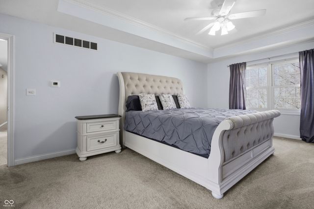 6031 Turtle Bay Parkway, Columbus, IN 47201