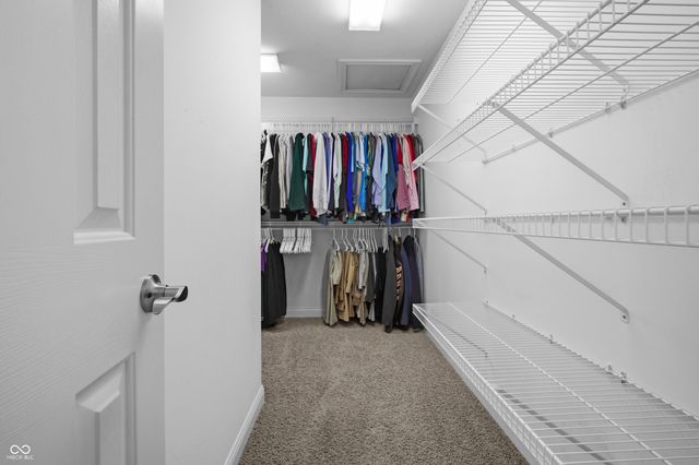 6031 Turtle Bay Parkway, Columbus, IN 47201