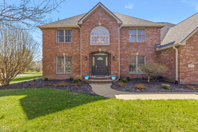 6031 Turtle Bay Parkway, Columbus, IN 47201