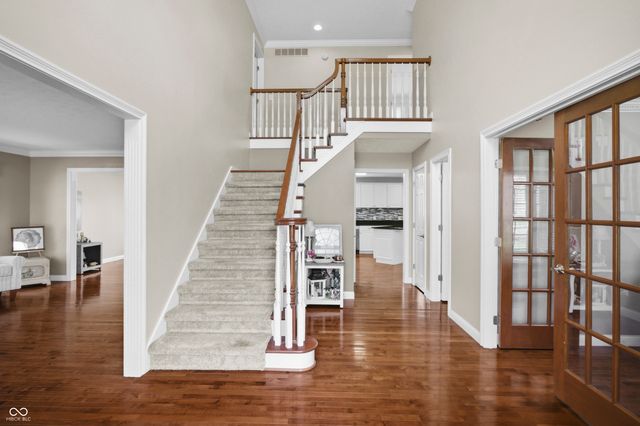 6031 Turtle Bay Parkway, Columbus, IN 47201