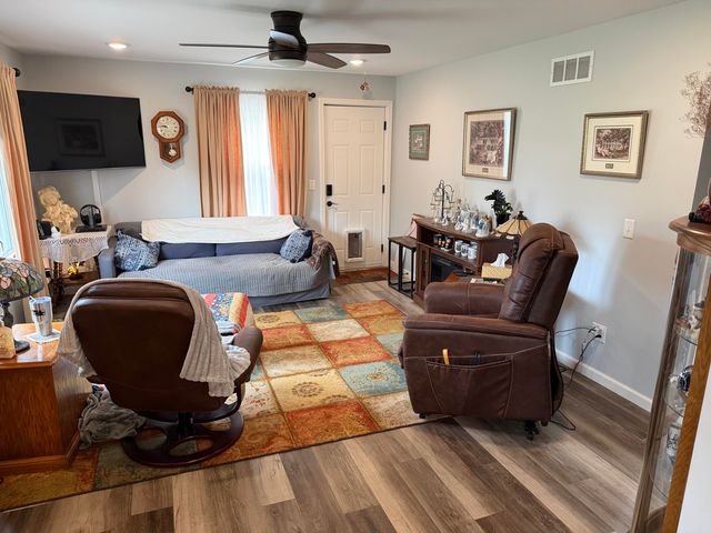 112 Poplar Street, Gobles, MI 49055