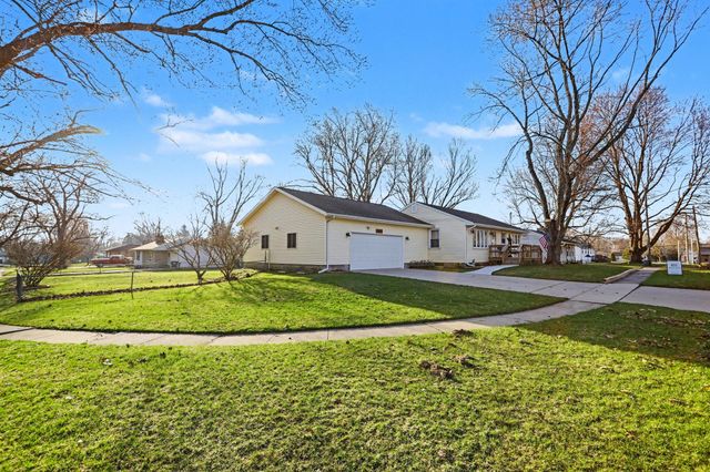 112 Poplar Street, Gobles, MI 49055