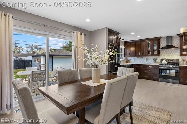 26734 Clairview Drive, Dearborn Heights, MI 48127