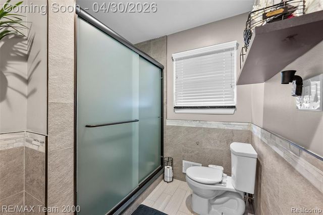 26734 Clairview Drive, Dearborn Heights, MI 48127