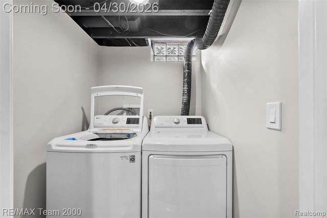 26734 Clairview Drive, Dearborn Heights, MI 48127