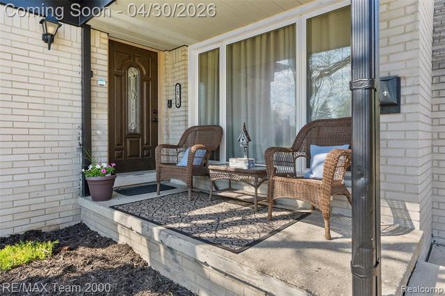 26734 Clairview Drive, Dearborn Heights, MI 48127