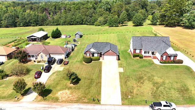 1018 Knollwood Acres Road, Boiling Springs, SC 29316