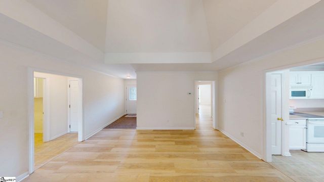 1018 Knollwood Acres Road, Boiling Springs, SC 29316