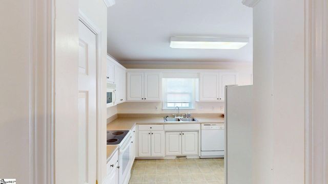1018 Knollwood Acres Road, Boiling Springs, SC 29316