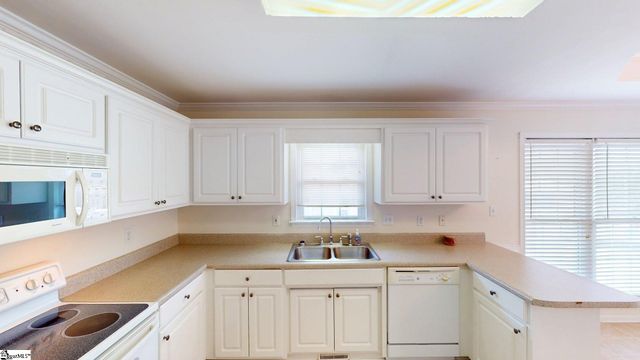 1018 Knollwood Acres Road, Boiling Springs, SC 29316