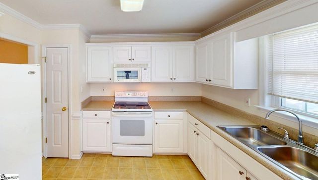 1018 Knollwood Acres Road, Boiling Springs, SC 29316