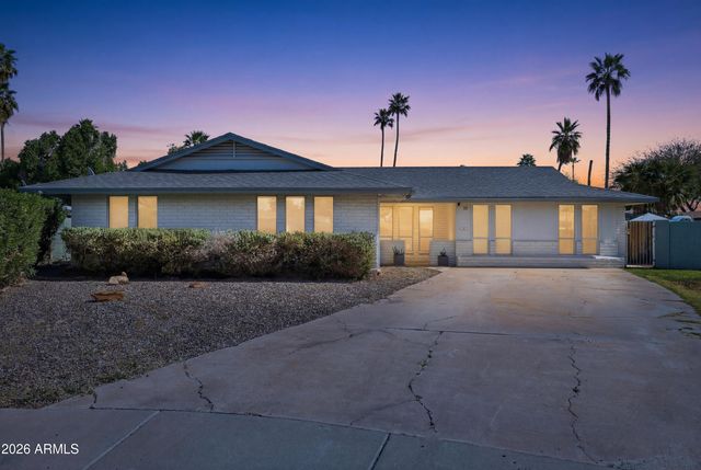 111 S CHOLLA Street, Gilbert, AZ 85233