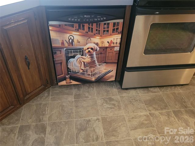 204 Kudzu Loop, Waynesville, NC 28786