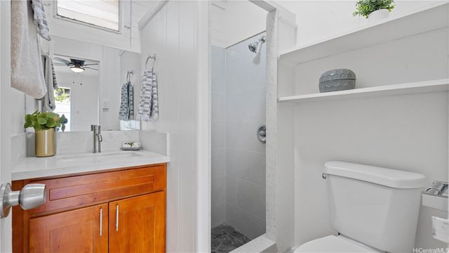 1909 Kahakai Drive, Honolulu, HI 96814