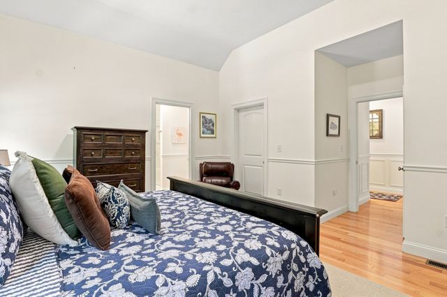 33 Skyview Drive, Millbury, MA 01527