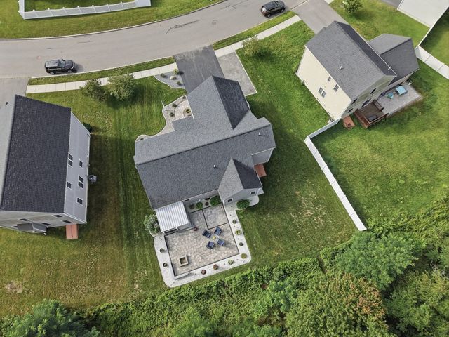 33 Skyview Drive, Millbury, MA 01527