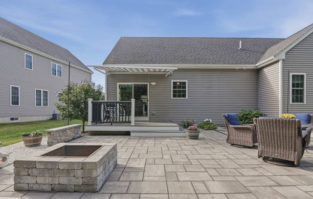 33 Skyview Drive, Millbury, MA 01527
