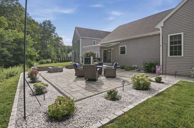 33 Skyview Drive, Millbury, MA 01527