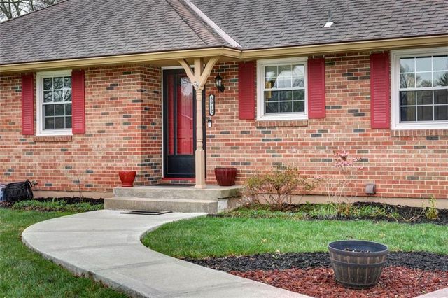 3912 S Christopher Circle, Independence, MO 64055