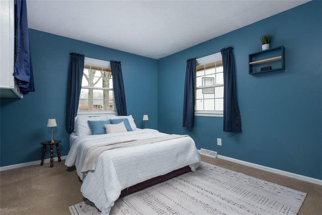 3912 S Christopher Circle, Independence, MO 64055