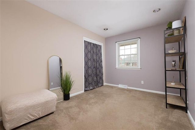 3912 S Christopher Circle, Independence, MO 64055