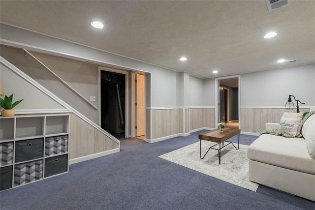 3912 S Christopher Circle, Independence, MO 64055