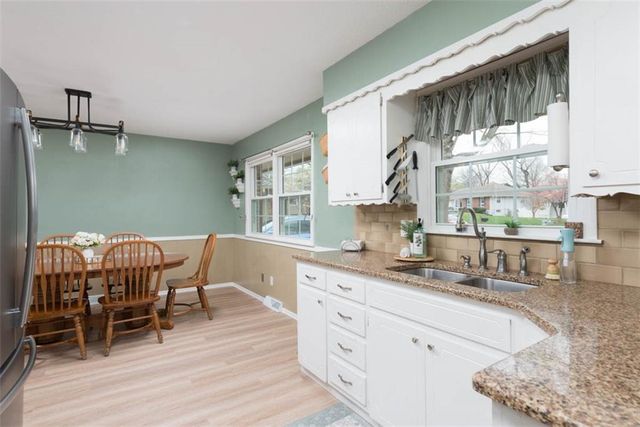 3912 S Christopher Circle, Independence, MO 64055