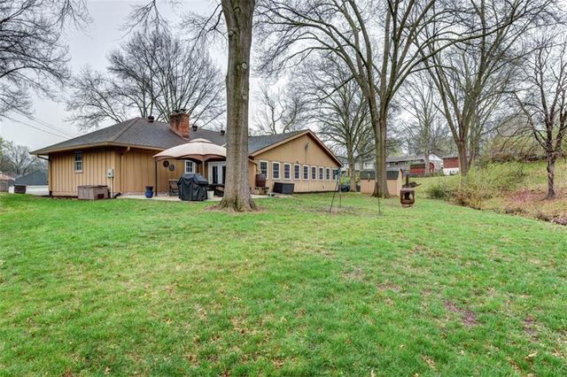 3912 S Christopher Circle, Independence, MO 64055