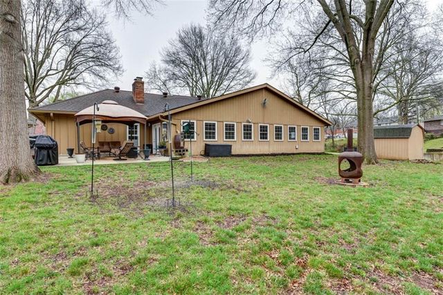 3912 S Christopher Circle, Independence, MO 64055