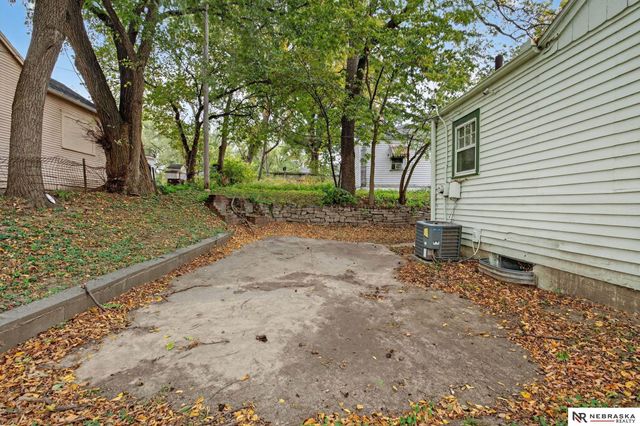 4051 Pratt Street, Omaha, NE 68111