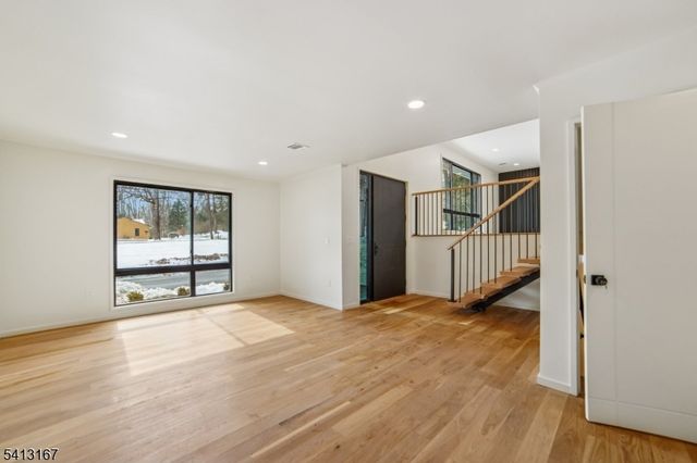 156 Park Rd, Parsippany-troy Hills Twp., NJ 07054