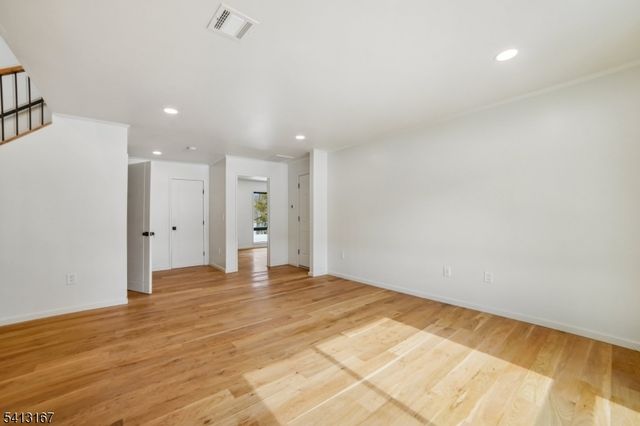 156 Park Rd, Parsippany-troy Hills Twp., NJ 07054