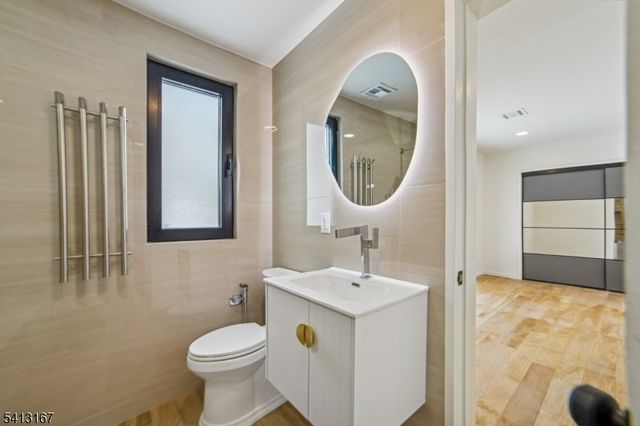 156 Park Rd, Parsippany-troy Hills Twp., NJ 07054