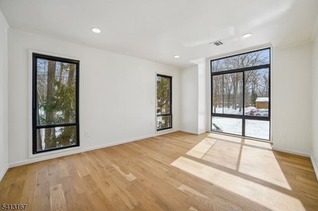 156 Park Rd, Parsippany-troy Hills Twp., NJ 07054