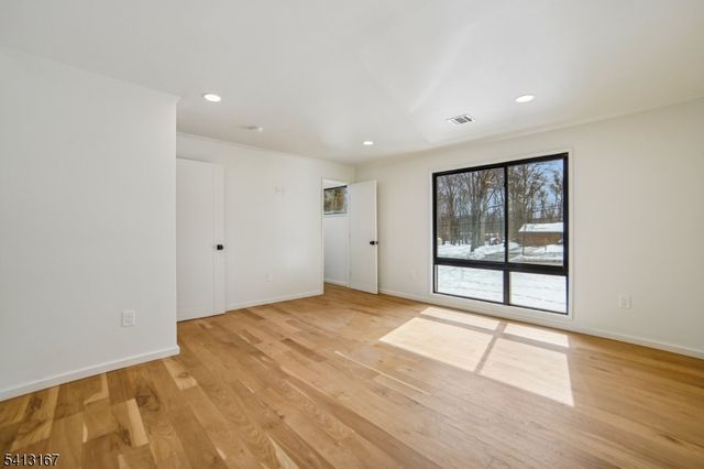 156 Park Rd, Parsippany-troy Hills Twp., NJ 07054