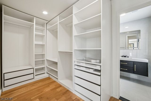 156 Park Rd, Parsippany-troy Hills Twp., NJ 07054