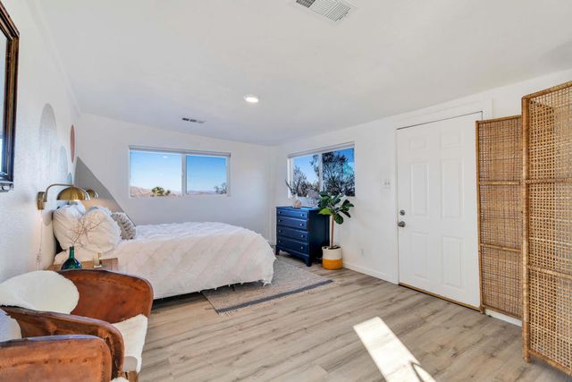 59800 Onaga Trail, Joshua Tree, CA 92252