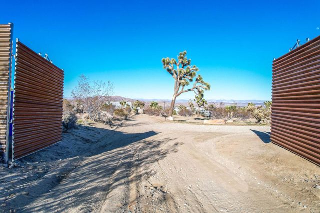 59800 Onaga Trail, Joshua Tree, CA 92252