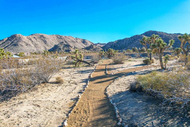 59800 Onaga Trail, Joshua Tree, CA 92252