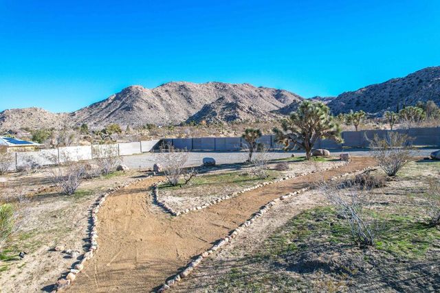 59800 Onaga Trail, Joshua Tree, CA 92252