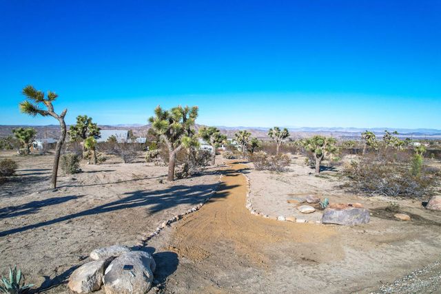 59800 Onaga Trail, Joshua Tree, CA 92252